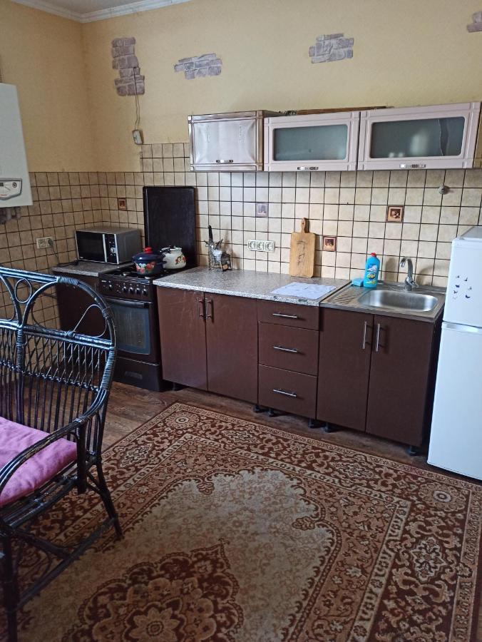 Петропавловская 16 Okhtyrka Eksteriør billede